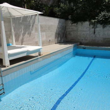 Πισίνα - Swimming pool